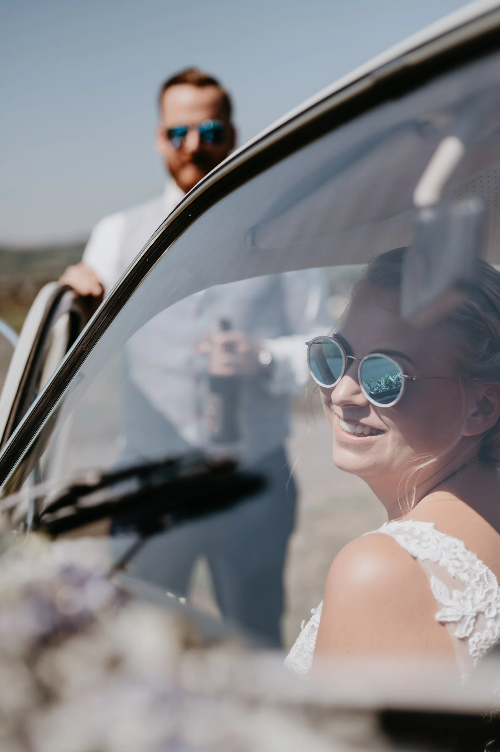 Sunny Wedding Day Couple Shooting